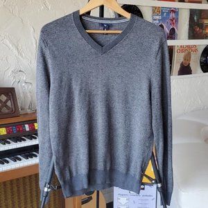 Gap Men's V-neck Sweater - Gray